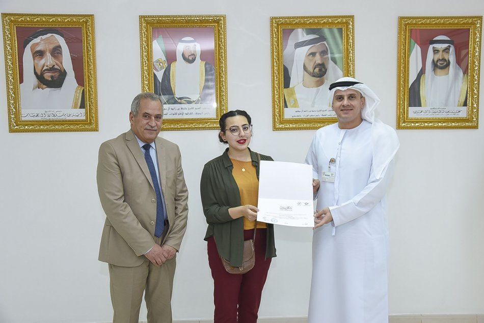 طالبات جامعة العين يحصدن مراكز متقدمة في مسابقة بحوث طلبة الجامعات