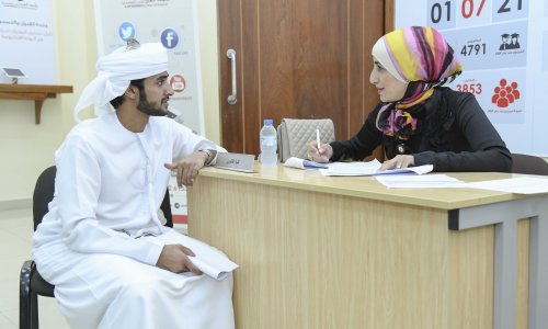 جامعة العين تستقبل الطلبة الجدد ببرامج جديدة وخدمات متنوعة