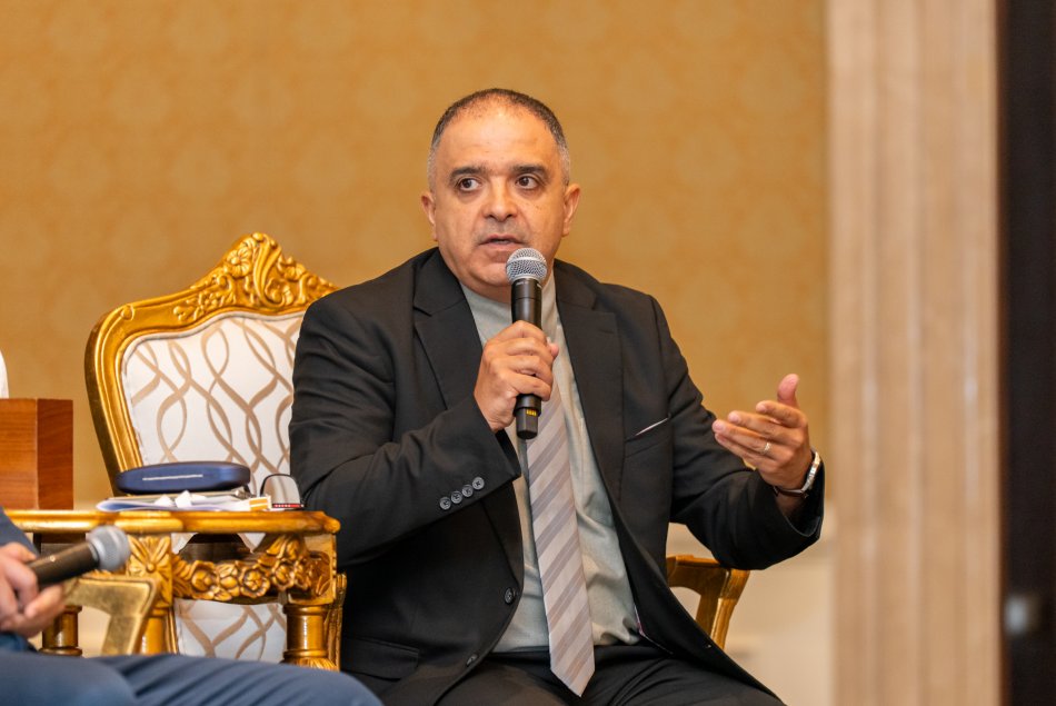 جلسة نقاشية حول مؤسسات التعليم العالي القائمة على الذكاء الاصطناعي